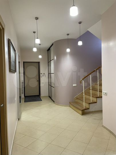 Таунхаус 257 м² на участке 2 сот.