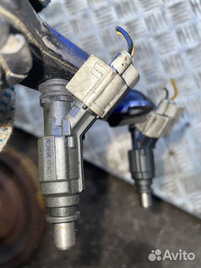 Топливная рампа Toyota Corolla 4ZZ 3ZZ