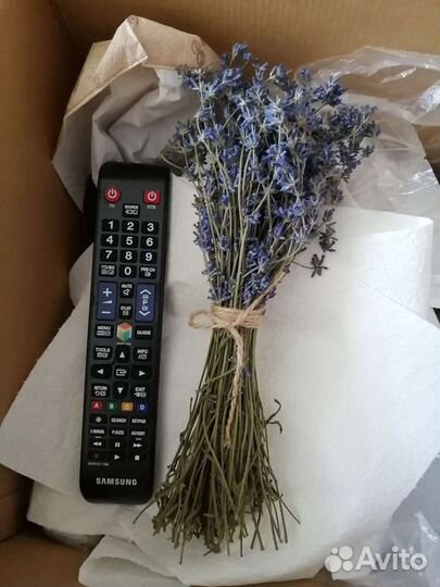 Лаванда, белая лаванда, полынь сухоцветы