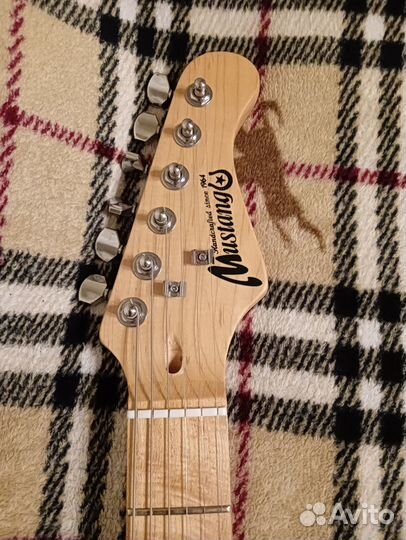 Электрогитара mustang