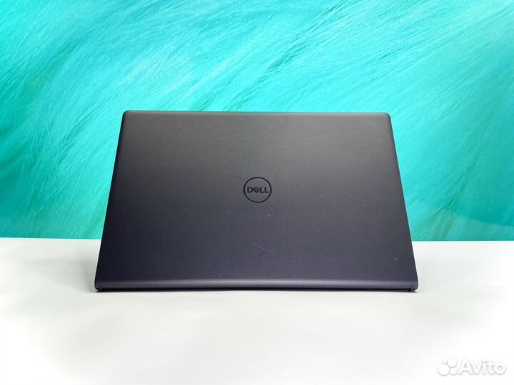 Современный Ноутбук Dell Vostro 15 / Core i5 / SSD