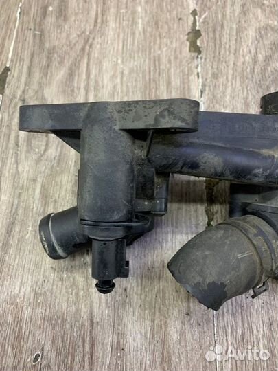 Корпус термостата Volkswagen Golf 5 BLF 2007