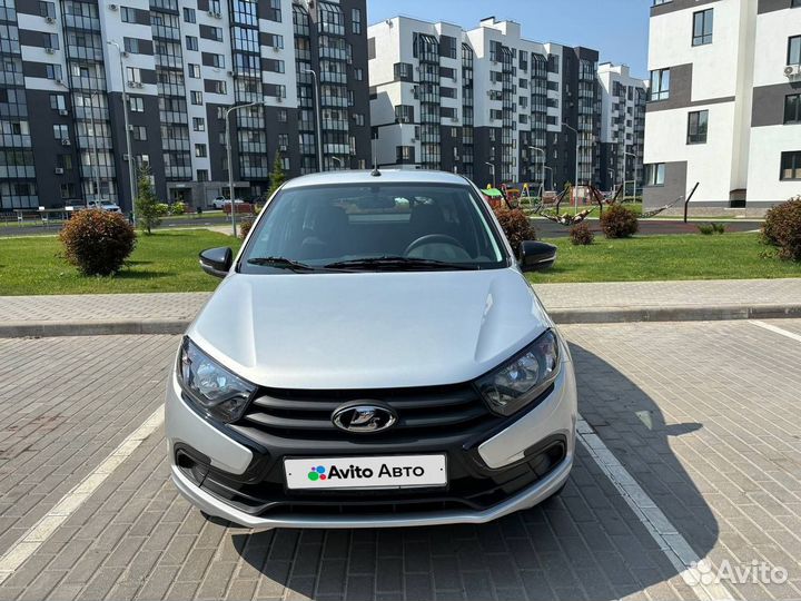 LADA Granta 1.6 МТ, 2023, 4 015 км