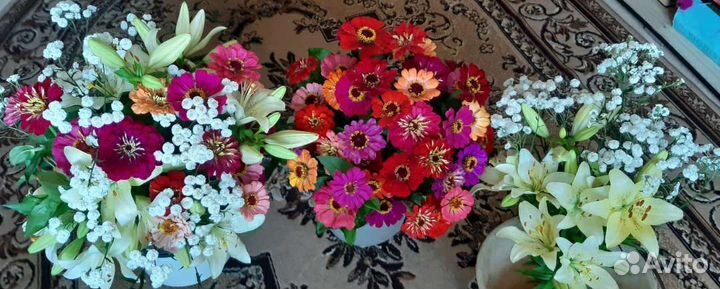 Шикарные Букеты из живых цветов