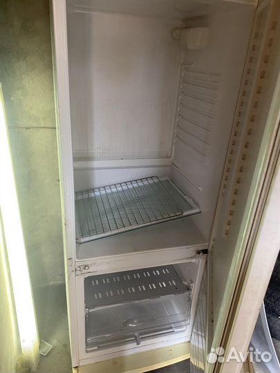 Холодильник atlant двухкамерный бу