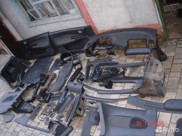 Пластик салона Mаzda купе 323F BA 94-98