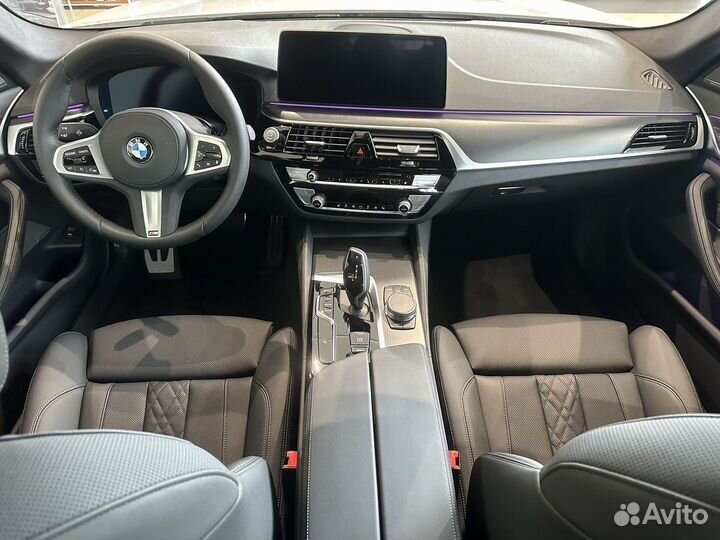 BMW 5 серия 1.6 AT, 2023