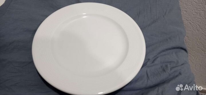 Набор тарелок ресторанных