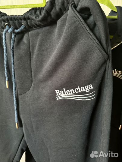 Спортивный костюм Balenciaga с капюшоном