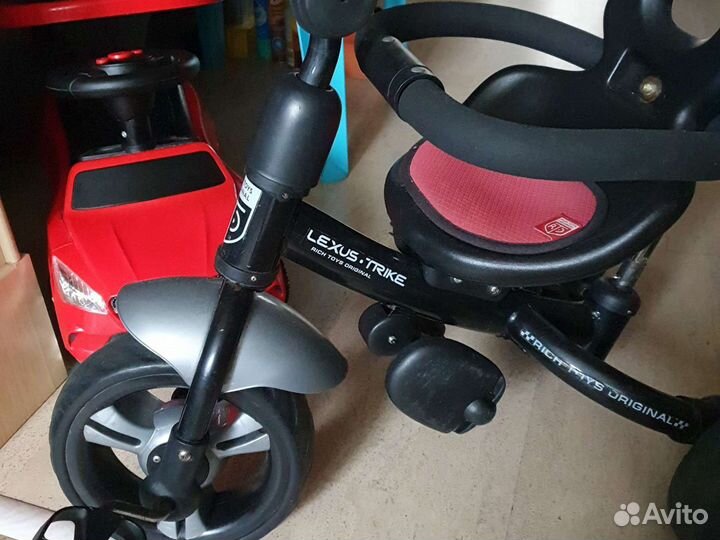 Детская машинка каталка и трёхколёсный велосипед в