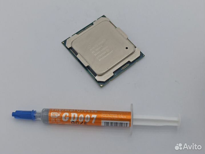 Процессор Intel Xeon E5-2650 v4