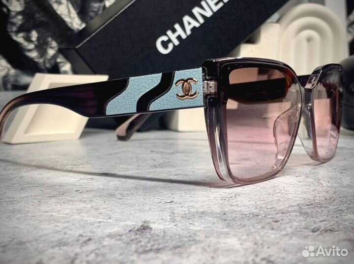 Очки Chanel женские