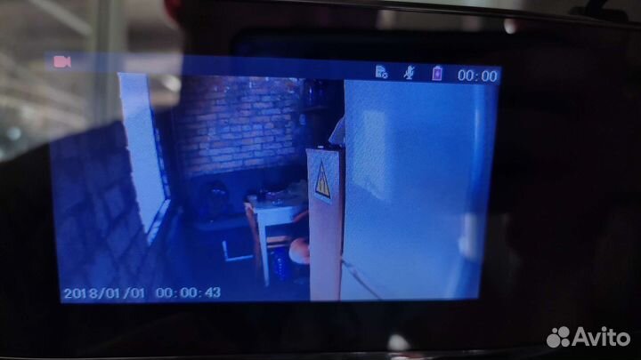 Зеркало заднего вида с видео регистратором