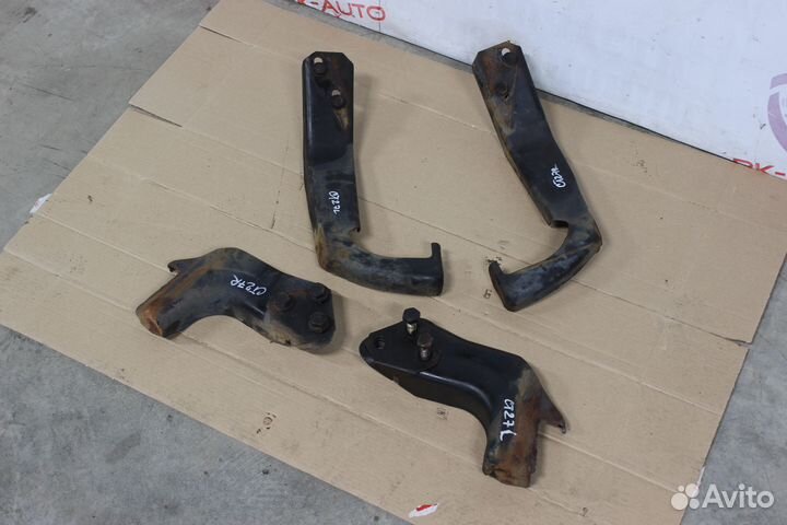 Крепления переднего бампера Chevrolet Tahoe GMT400