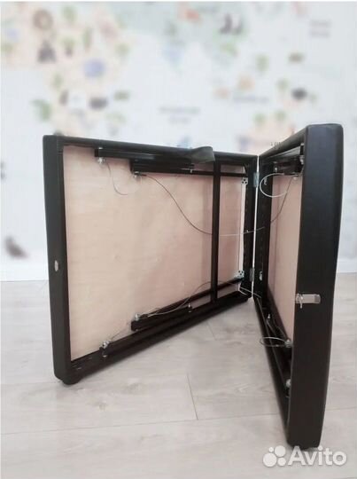 Массажная кушетка складная с отверстием