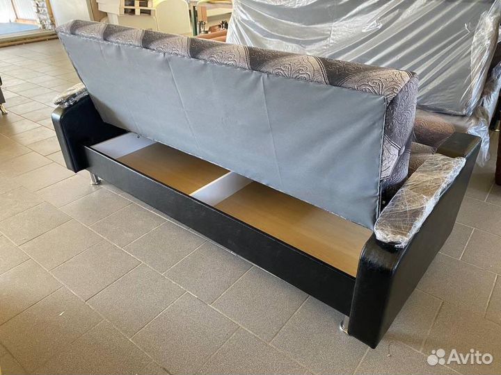 Диван книжка