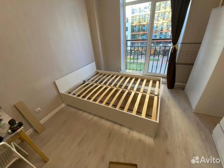 Кровать двуспальная