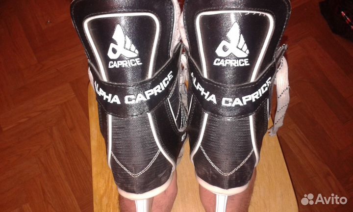 Продам коньки 35 размера хоккейные