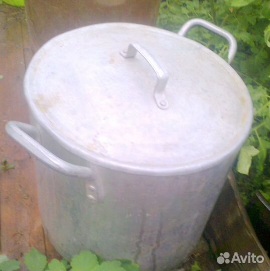Бак 30 л. с крышкой