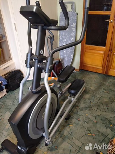 Эллиптический тренажер
