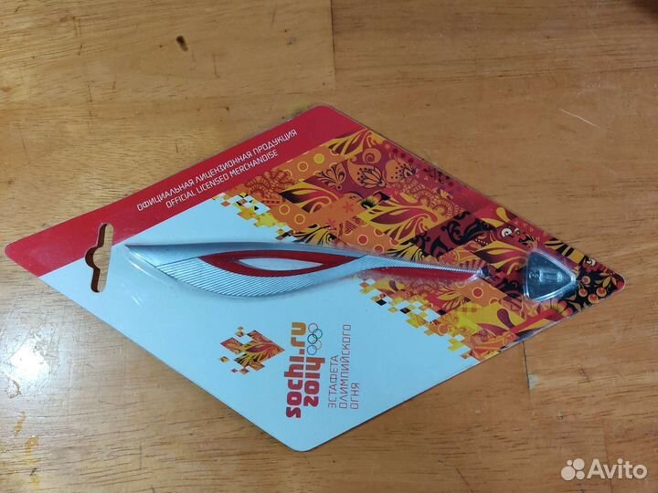 Модель Олимпийского факела Сочи 2014 (1:6)