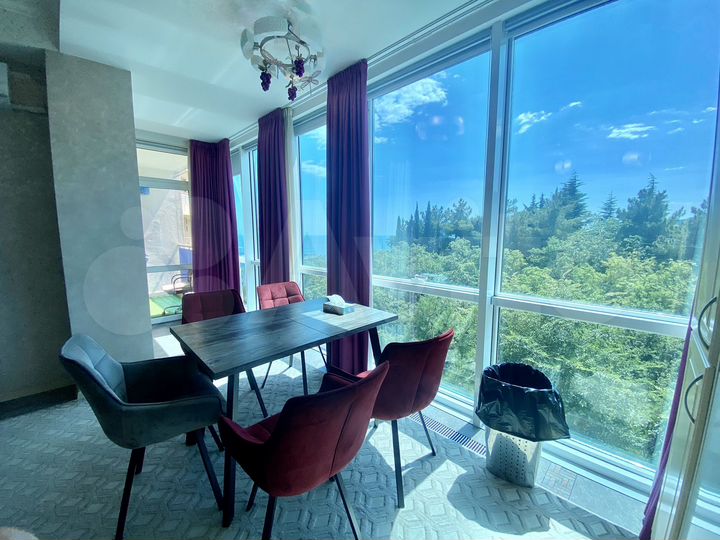 4-к. квартира, 118 м², 5/10 эт.