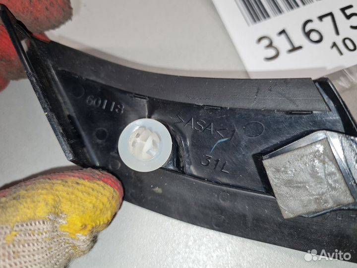 Молдинг лобового стекла левый Toyota RAV 4 2019