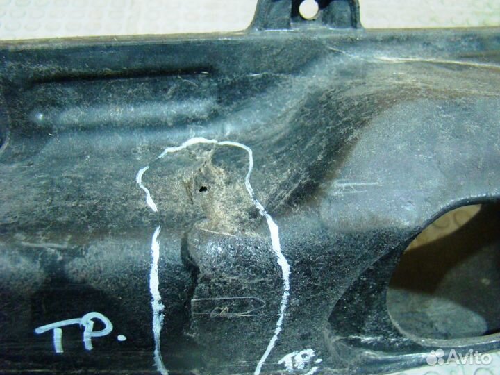 Hyundai ix35 Усилитель заднего бампера