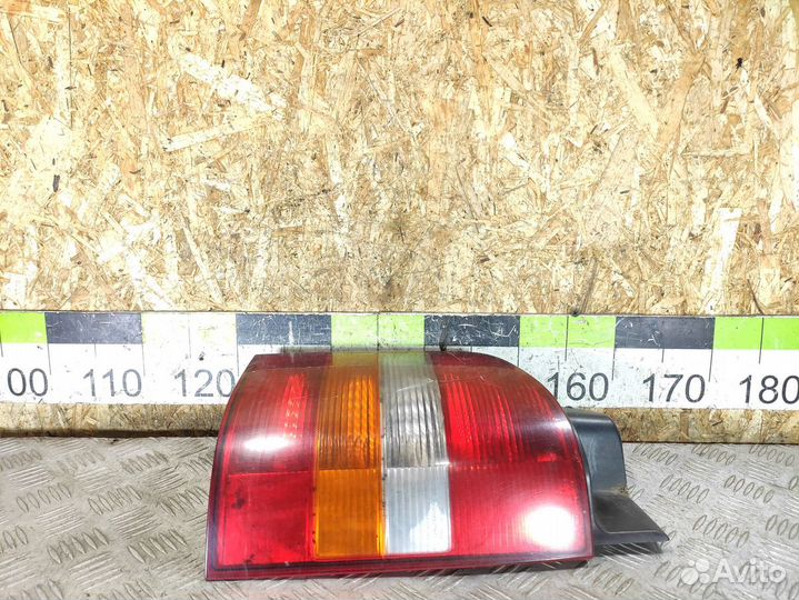 Фонарь задний правый Volkswagen Transporter T5