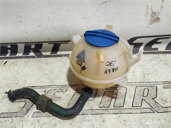 Расширительный бачок Audi A3 8P 1.8 CDA 2009
