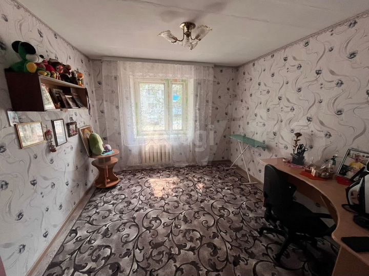 4-к. квартира, 72 м², 1/5 эт.