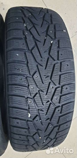 Nokian Tyres Hakkapeliitta 7 215/65 R16 102T