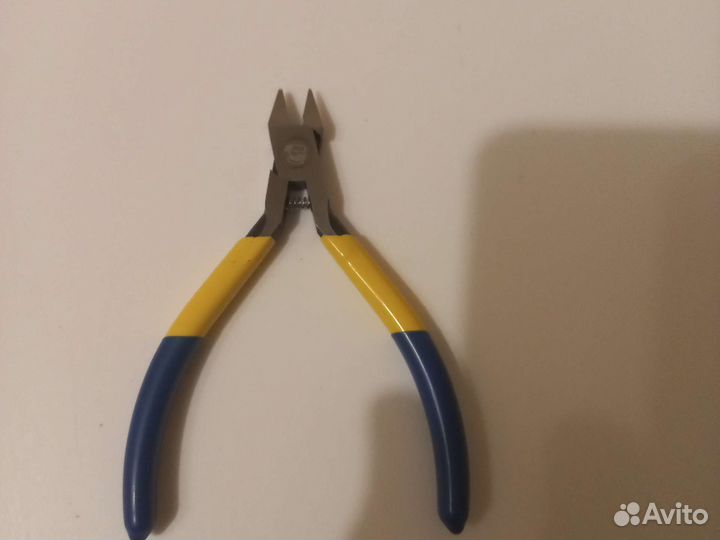 Плоскогубцы для ремонта mechanic T05