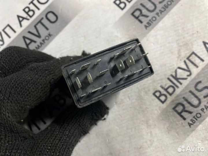 Блок управления Audi A6 C5 2001