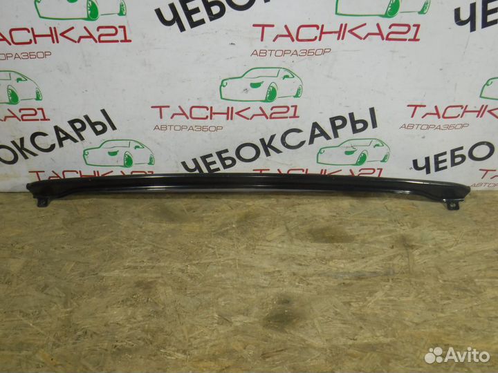 Усилитель переднего бампера нижний VW Jetta