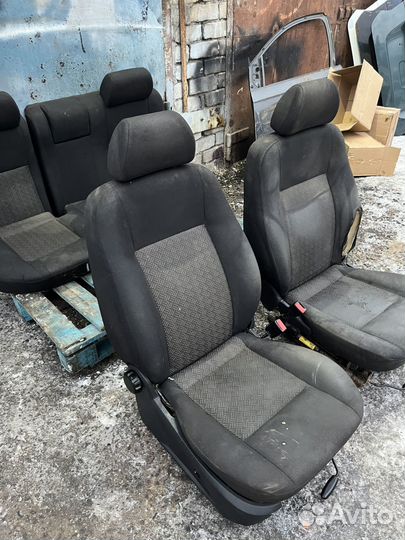 Сиденья Сидения Комплект Ford Mondeo 3