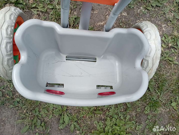 Трехколесный велосипед