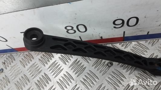 Щеткодержатель лобового стекла KIA carnival 2 (7AR