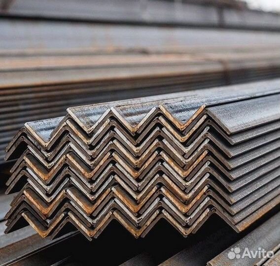 Уголок металлический