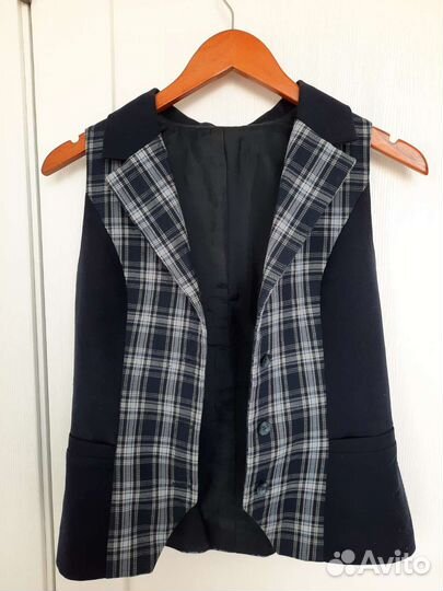 Школьная жилетка, форма гимназии 42