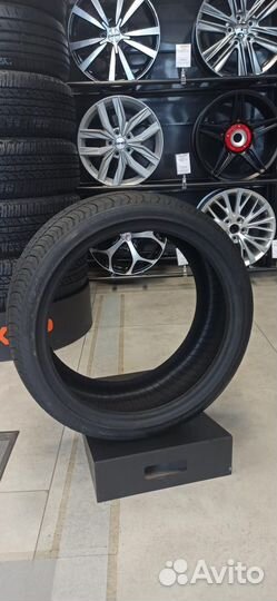 iLink L-Zeal56 235/45 R18