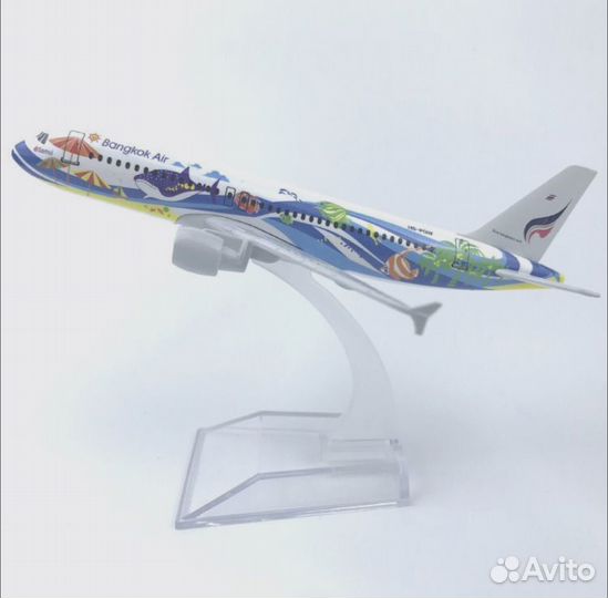 Модель самолета Airbus a320, bangkok air