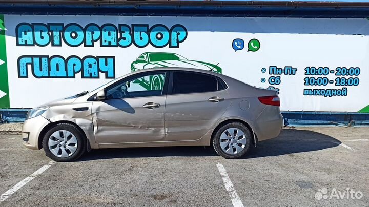 Ограничитель двери задней левой Kia Rio 3