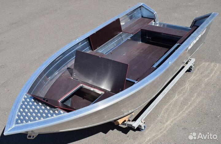 Новая моторная лодка Неман 400 Fish Алюминиевая