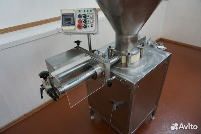 Вакуумный мясной шприц ипкс-048