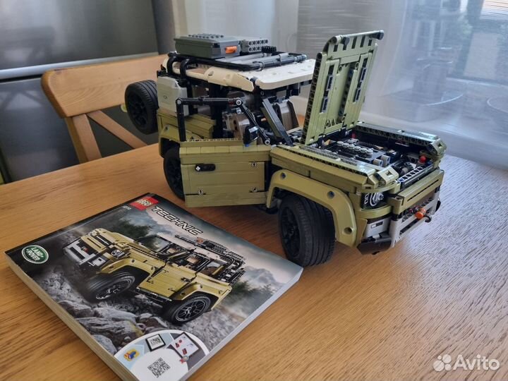 Lego Technic 42110 land rover defender