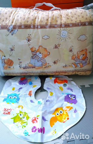 Бортики на кровать, круг для плавания на шею