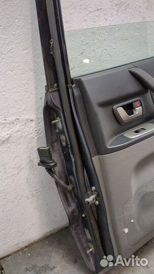 Дверь боковая правая задняя Mitsubishi Pajero / Montero