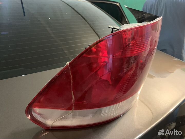 Задний фонарь volkswagen polo 2015