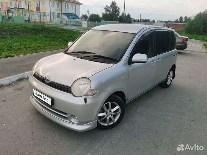 Toyota Sienta 1.5 AT, 2005, 200 000 км